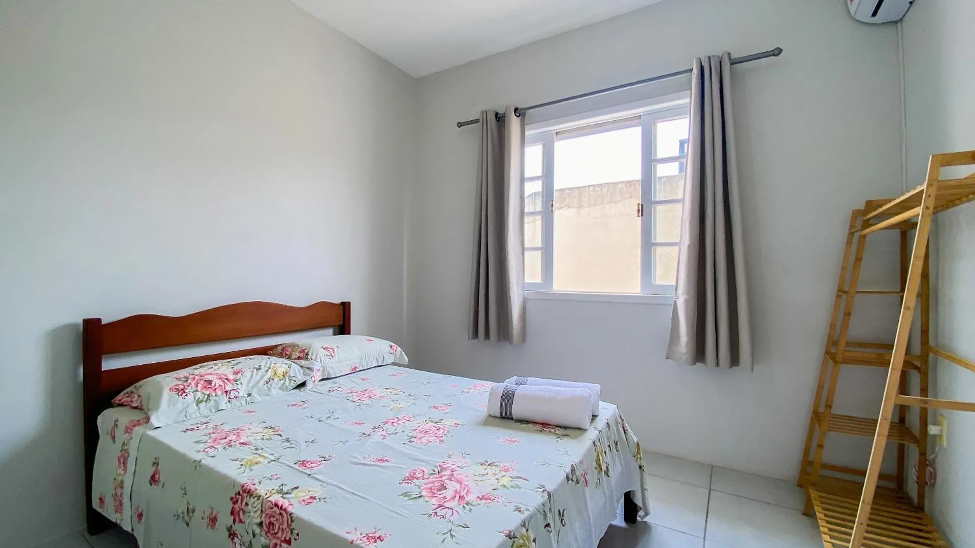 Apto De 01 Quarto Ha Poucos Metros Do Mar! 0452 Armação Apartament